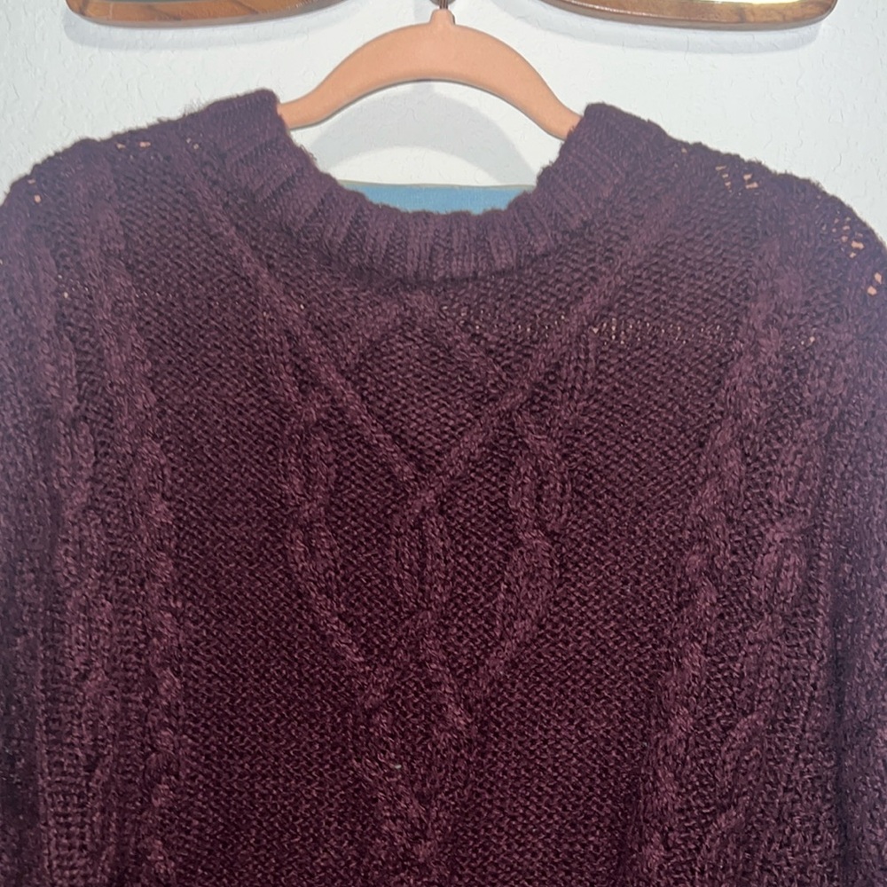 aerie maroon sweater size small